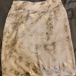 LulaRoe white and gold pencil skirt